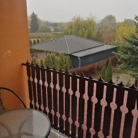 Vadvirag Vendeghaz Gæstehus